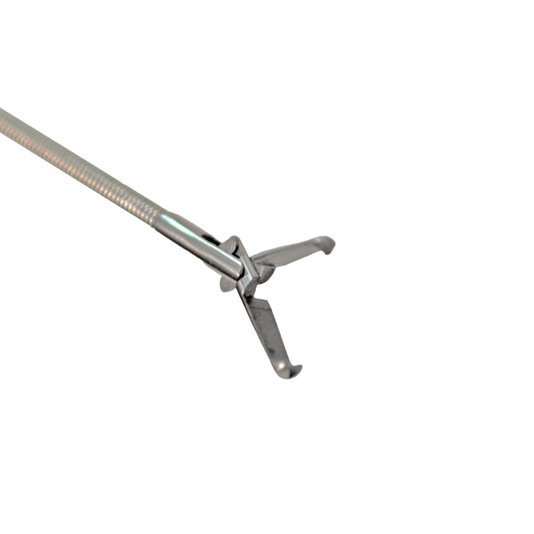 AED Flexible Grasping Forcep, 2.3mm x 162cm | FG30C